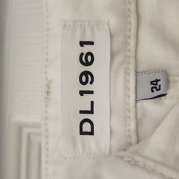 DL1961 white jeans size 24 - Picture 3 of 6